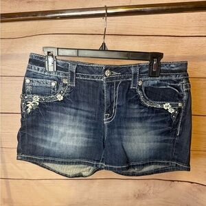 LIKE NEW Miss Me style JY5817H studded flower Lowrise jean shorts